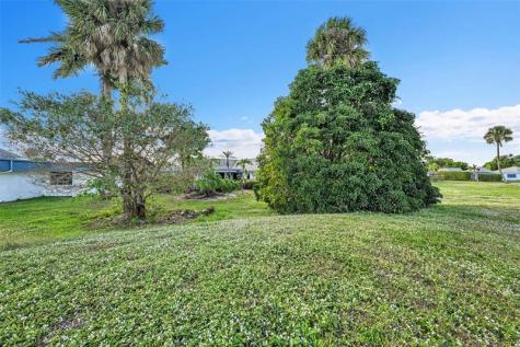 5102 Yellow Pine Lane Tamarac FL 33319