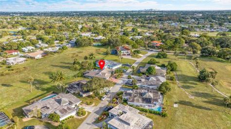 5102 Yellow Pine Lane Tamarac FL 33319