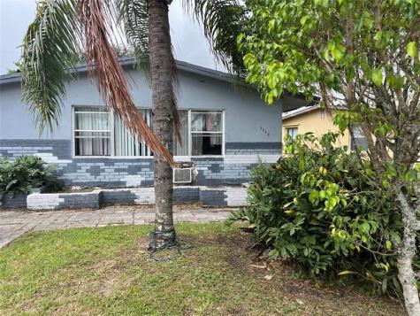 5540 Mayo Street Hollywood FL 33021