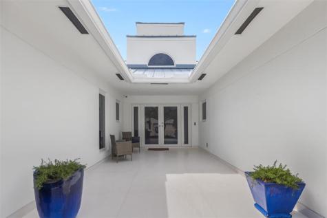 615 3RD Key Drive Fort Lauderdale FL 33304