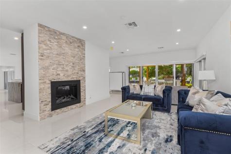 615 3RD Key Drive Fort Lauderdale FL 33304