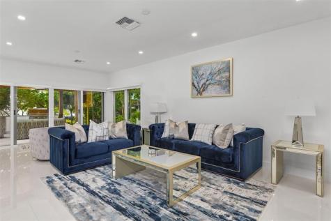 615 3RD Key Drive Fort Lauderdale FL 33304