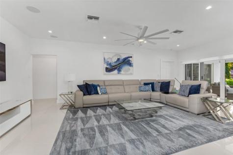 615 3RD Key Drive Fort Lauderdale FL 33304