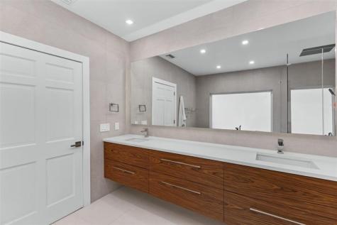 615 3RD Key Drive Fort Lauderdale FL 33304