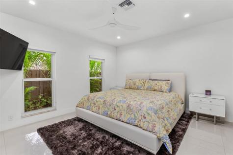 615 3RD Key Drive Fort Lauderdale FL 33304