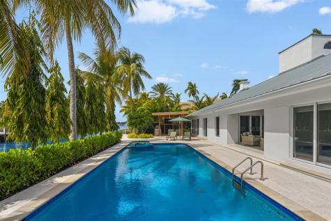 615 3RD Key Drive Fort Lauderdale FL 33304
