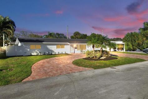 2011 NE 34th Street Lighthouse Point FL 33064