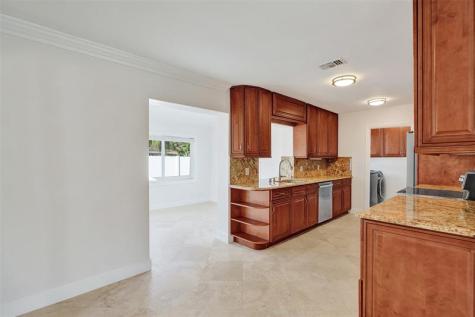 2011 NE 34th Street Lighthouse Point FL 33064