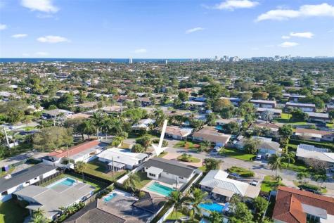 2011 NE 34th Street Lighthouse Point FL 33064