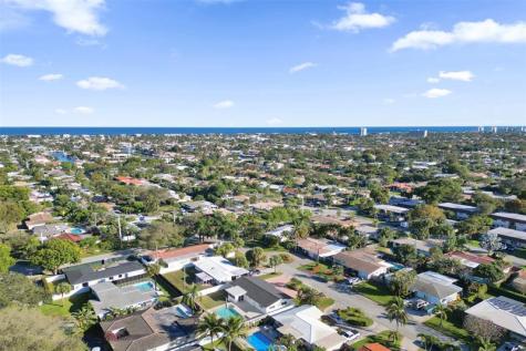 2011 NE 34th Street Lighthouse Point FL 33064