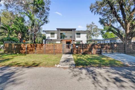 701 NE 164th Street Miami FL 33162