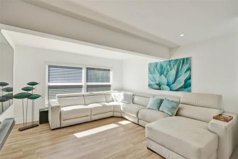 701 NE 164th Street Miami FL 33162
