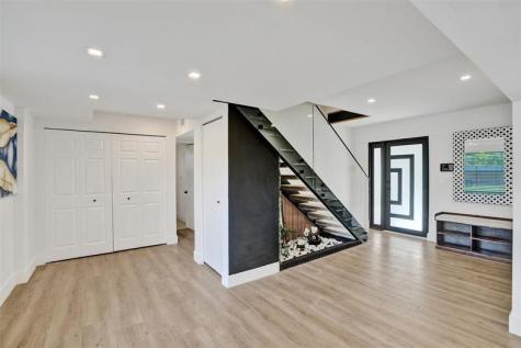 701 NE 164th Street Miami FL 33162