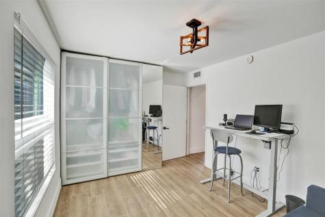 701 NE 164th Street Miami FL 33162