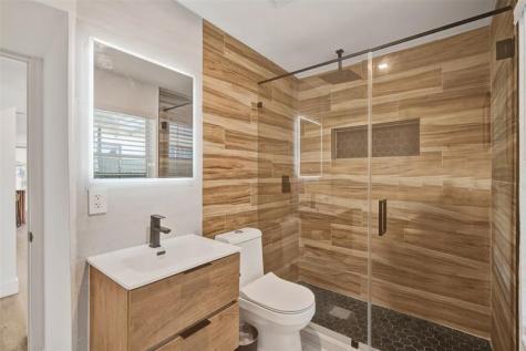 701 NE 164th Street Miami FL 33162