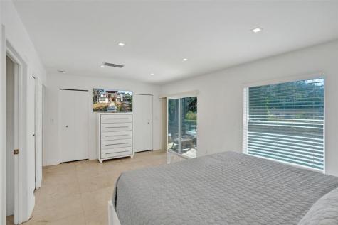 701 NE 164th Street Miami FL 33162