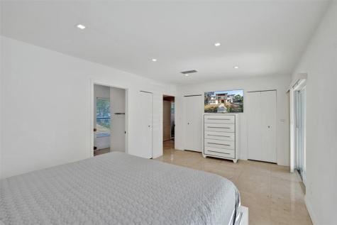 701 NE 164th Street Miami FL 33162