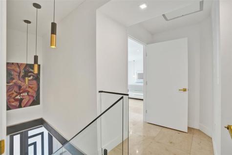 701 NE 164th Street Miami FL 33162
