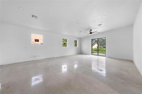 6904 Salerno Road Fort Pierce FL 34951