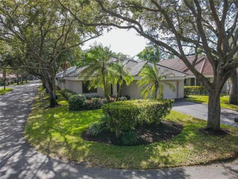1867 NW 99th Avenue Plantation FL 33322