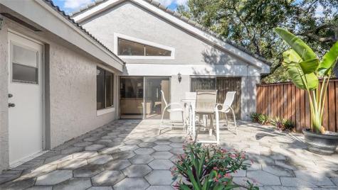 1867 NW 99th Avenue Plantation FL 33322