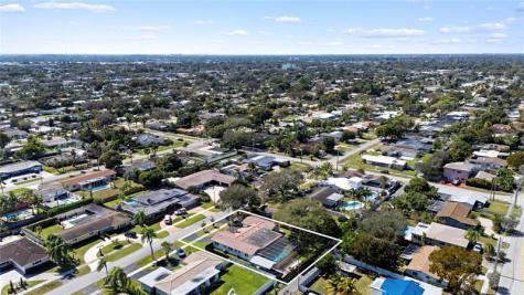 4003 Lincoln Street Hollywood FL 33021