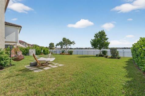 9280 W Parkland Bay Trail Parkland FL 33076
