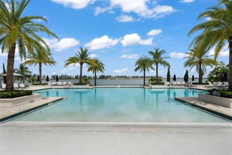9280 W Parkland Bay Trail Parkland FL 33076