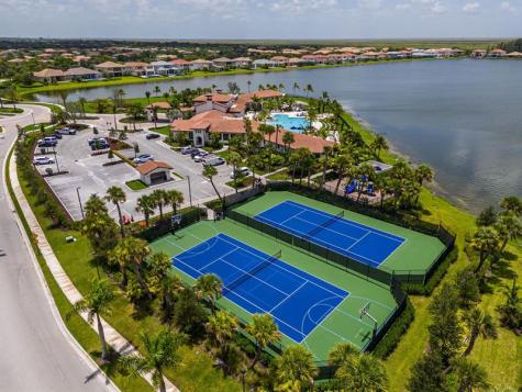 9280 W Parkland Bay Trail Parkland FL 33076