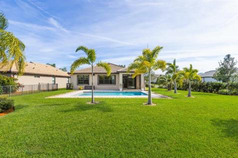 239 SE Courances Drive Port St Lucie FL 34984
