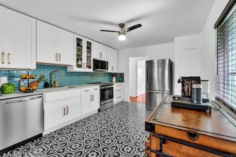 408 N J Street Lake Worth Beach FL 33460