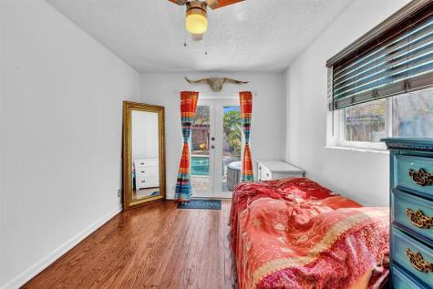 408 N J Street Lake Worth Beach FL 33460