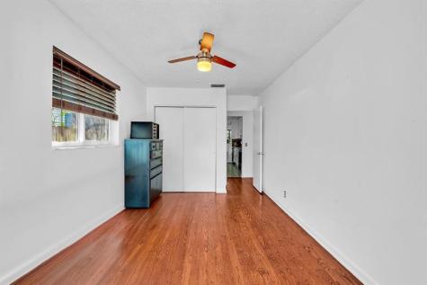 408 N J Street Lake Worth Beach FL 33460