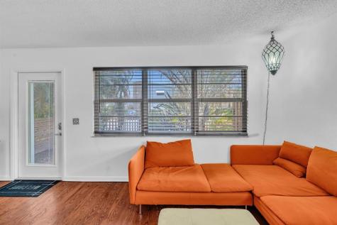 408 N J Street Lake Worth Beach FL 33460