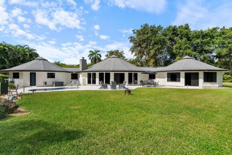 700 S Old Nob Hill Road Plantation FL 33324
