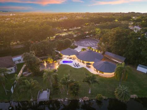 700 S Old Nob Hill Road Plantation FL 33324