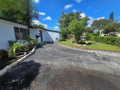6138 Southgate Boulevard Margate FL 33068