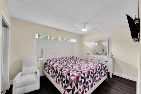 9846 NW 26th Place Sunrise FL 33322