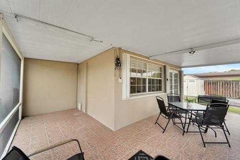 9846 NW 26th Place Sunrise FL 33322