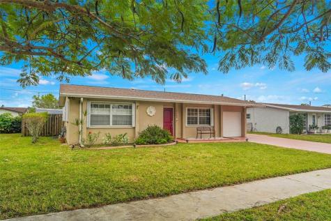 9846 NW 26th Place Sunrise FL 33322
