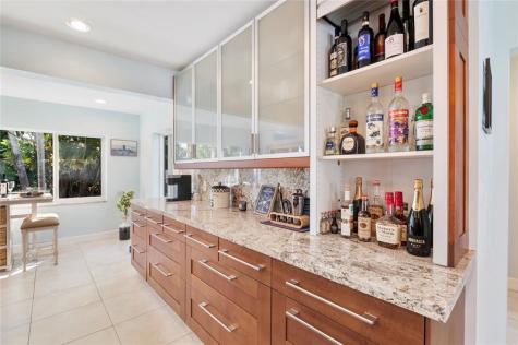 2716 NE 10th Terrace Wilton Manors FL 33334