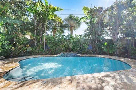 2716 NE 10th Terrace Wilton Manors FL 33334