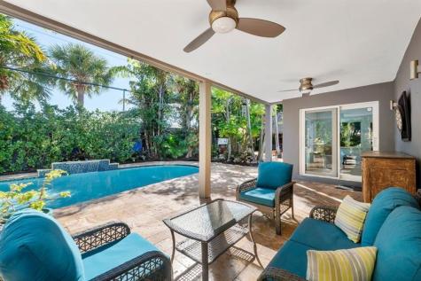 2716 NE 10th Terrace Wilton Manors FL 33334