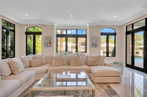 156 Fiesta Way Fort Lauderdale FL 33301