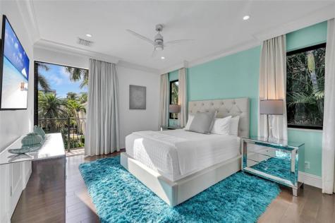 156 Fiesta Way Fort Lauderdale FL 33301