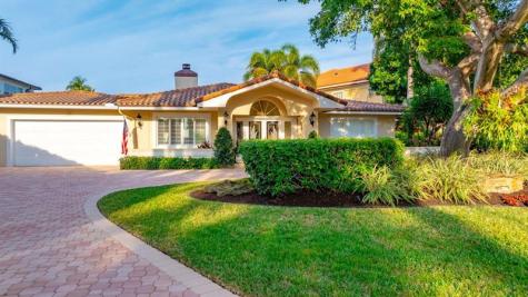 2317 NE 28th Court Lighthouse Point FL 33064