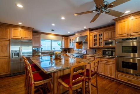 2317 NE 28th Court Lighthouse Point FL 33064