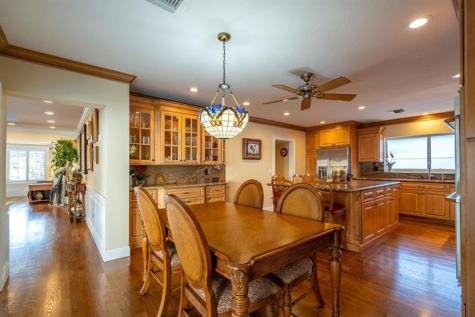 2317 NE 28th Court Lighthouse Point FL 33064