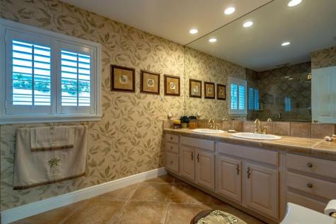 2317 NE 28th Court Lighthouse Point FL 33064