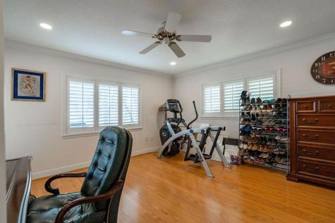 2317 NE 28th Court Lighthouse Point FL 33064